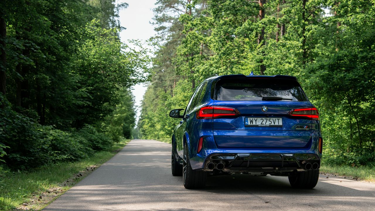 Test: BMW X5 M Competition – jednostronny pojedynek z prawami fizyki