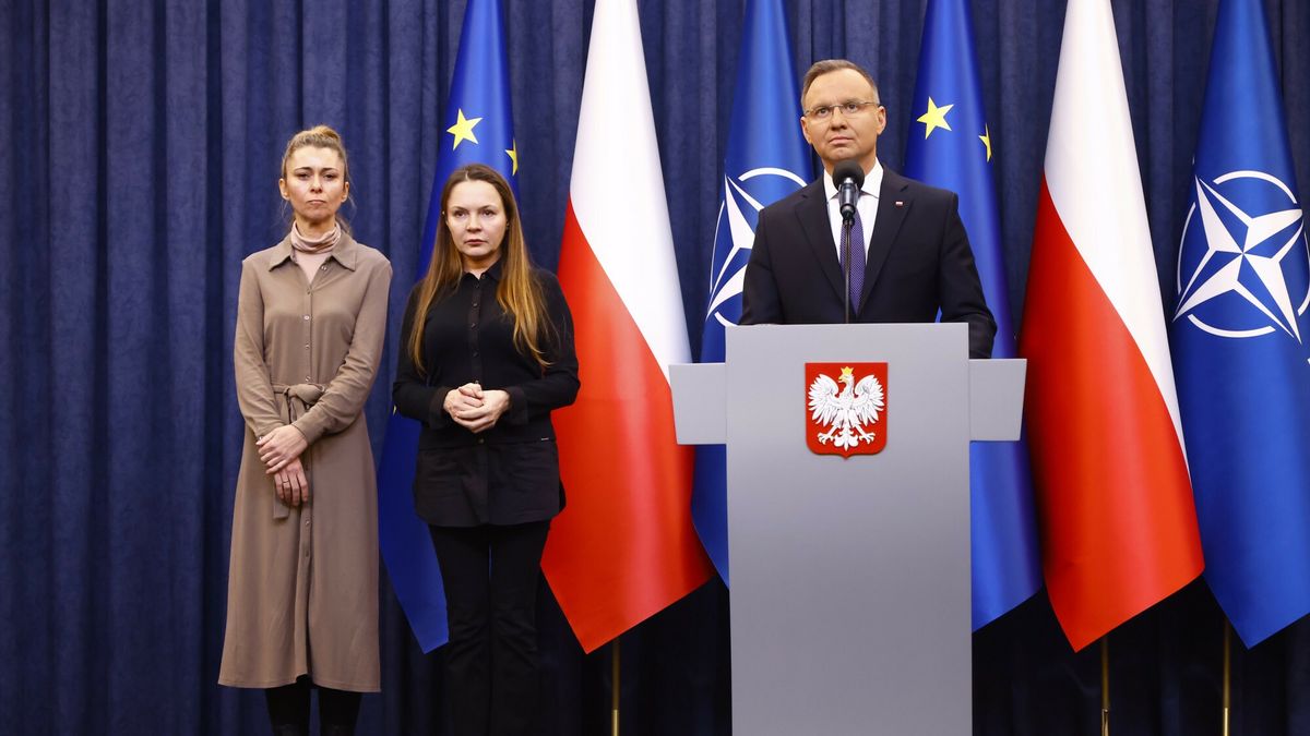 Prezydent Andrzej Duda wygłosił oświadczenie po spotkaniu z Romą Wąsik i Barbarą Kamińską