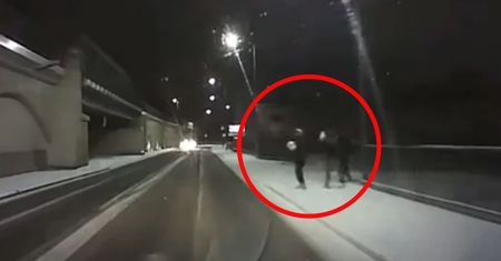 Ten żart mógł skończyć się tragedią. Wszystko uwieczniła kamera