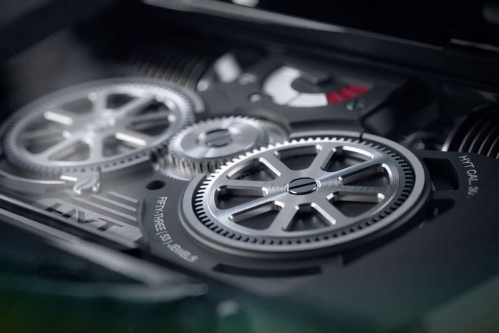 HYT H3: fascynujący zegarek hydromechaniczny. Pokazuje czas za pomocą cieczy 4