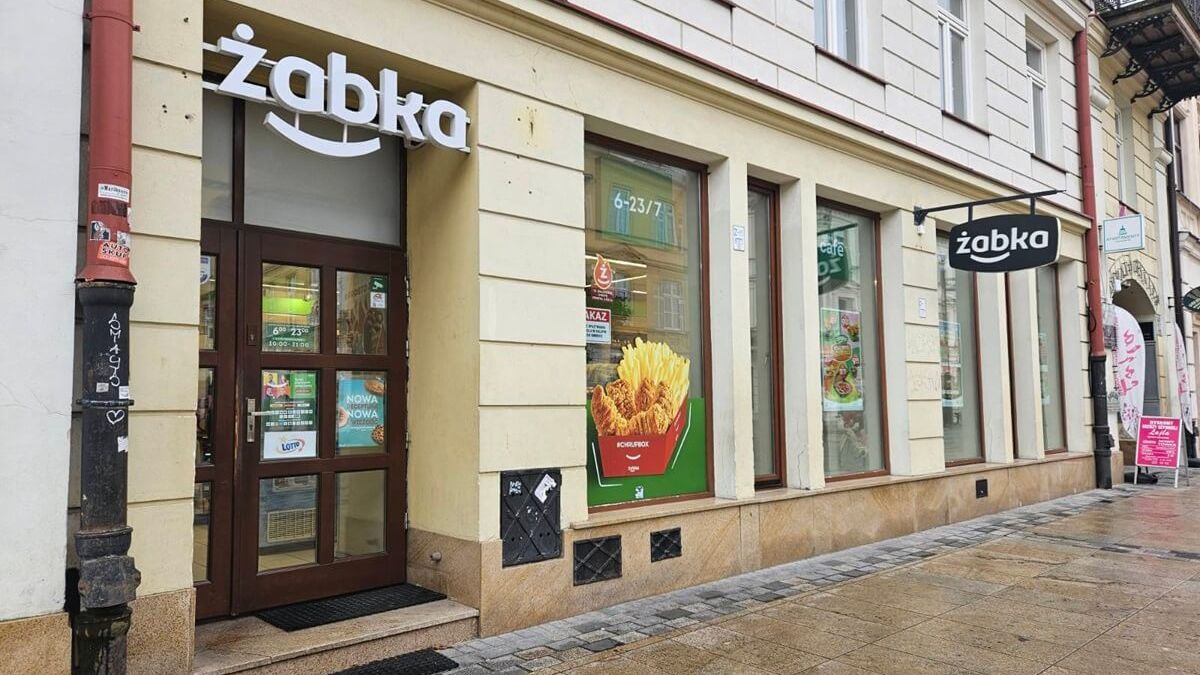 Żabka przy ul. Krakowskie Przedmieście 36 w Lublinie