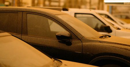 Saharyjski pył nadciąga. W weekend zostawi ślady w całej Polsce