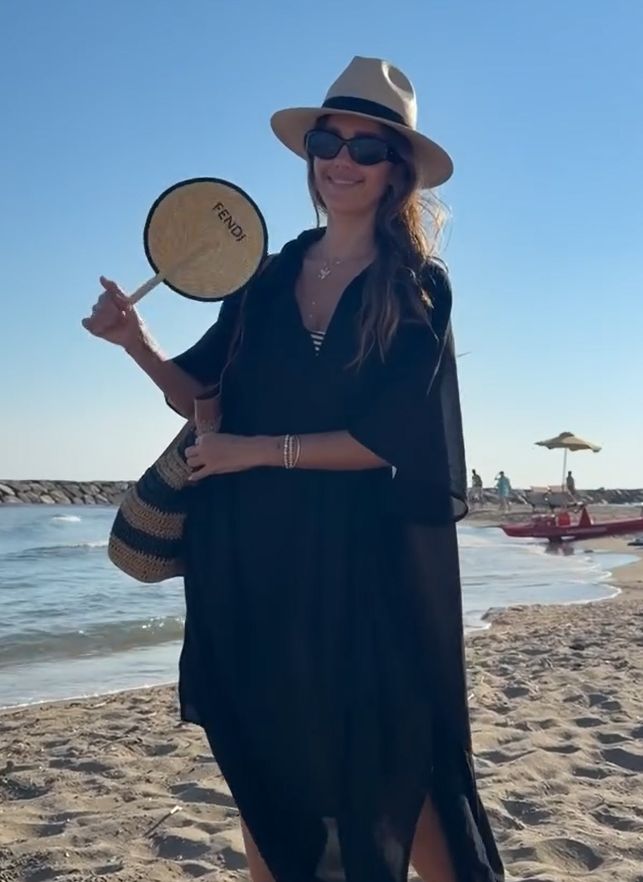 Jessica Alba pozdrawia z wakacji