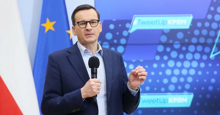 "Niespotykany wzrost" wydatków w urzędach podległych premierowi