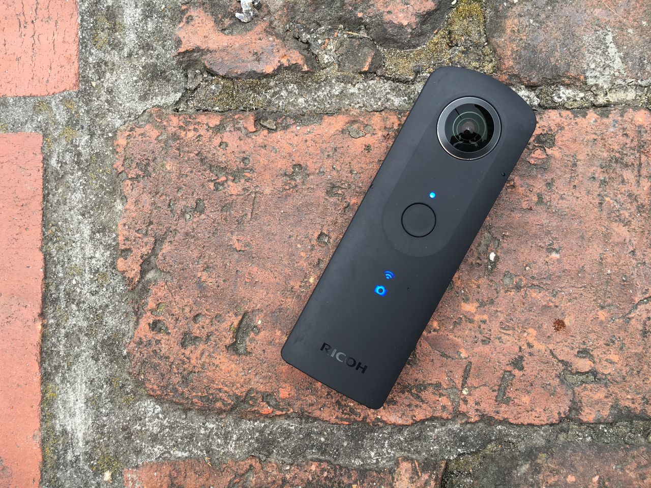 Ricoh Theta S - test kamerki 360 stopni