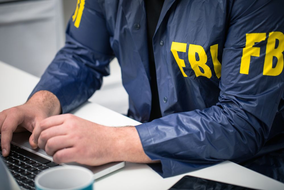 Jak utworzyć bezpieczne hasło? FBI ma garść porad