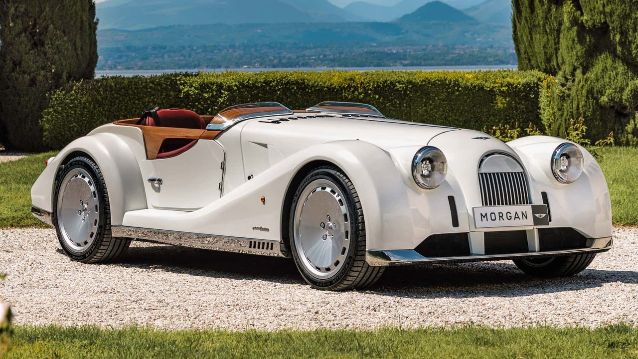 Morgan połączył siły z Pininfariną. Powstał wspaniały roadster