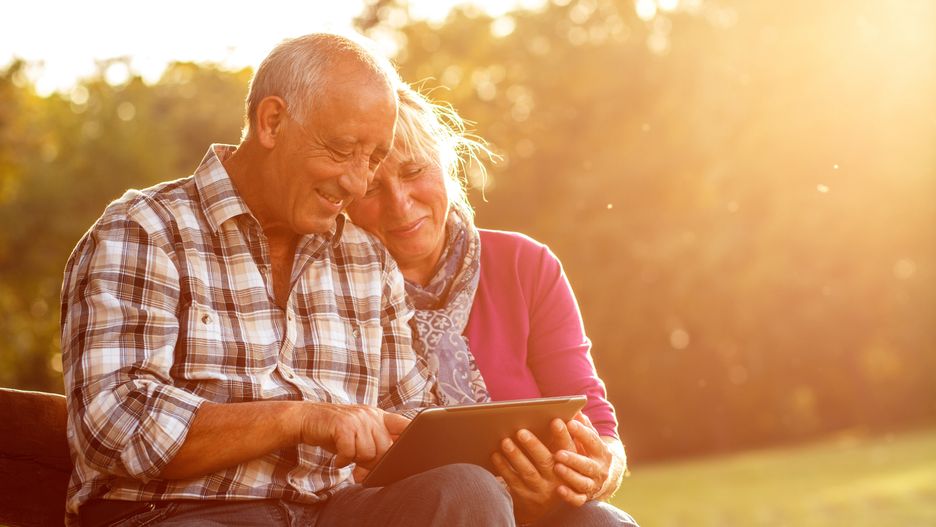 dzień babci i dziadka babcia dziadek seniorzy tablet