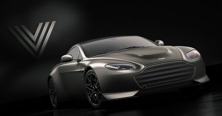 Jeśli się bardzo chce, to można. Aston Martin przywraca do życia "starego" Vantage