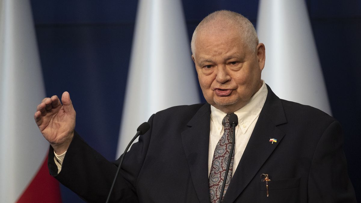 06.05.2022. Warszawa. Konferencja prasowa prezesa Narodowego Banku Polskiego po posiedzeniu Rady Polityki Pienieznej.  n/z Adam Glapinski