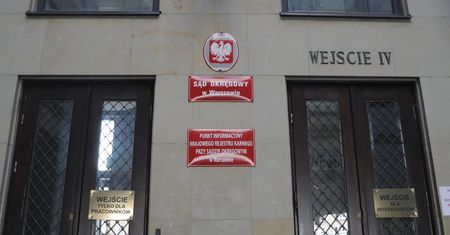 Podawali skażony alkohol. Proces "gangu trucicieli" rusza od nowa