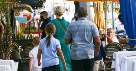 USA. Uzbrojony mężczyzna w centrum handlowym w Kolorado