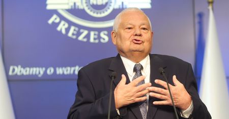 Tusk o szefie NBP. "Badamy działania Glapińskiego"