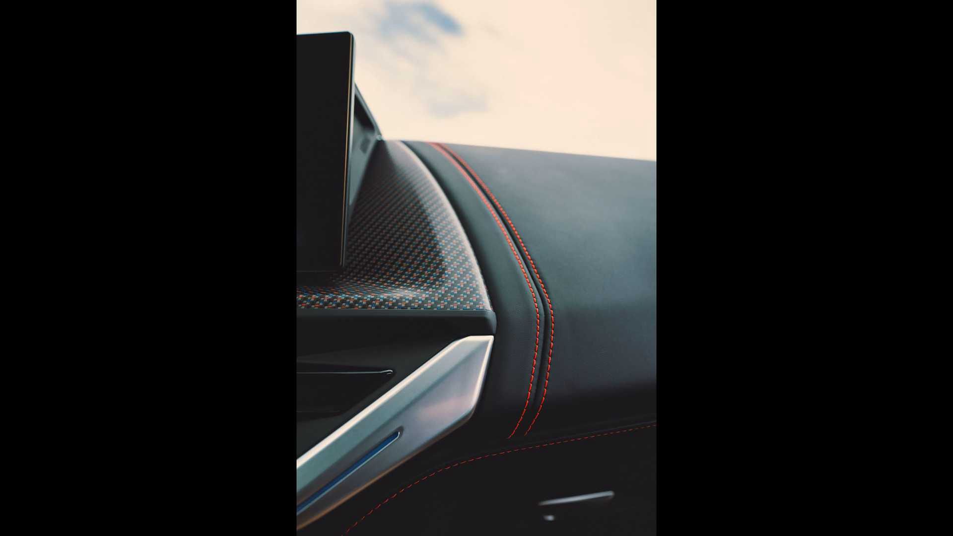 BMW XM Label Red