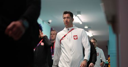 Los Lewandowskiego zagrożony? "Szefowie w niego wątpią"