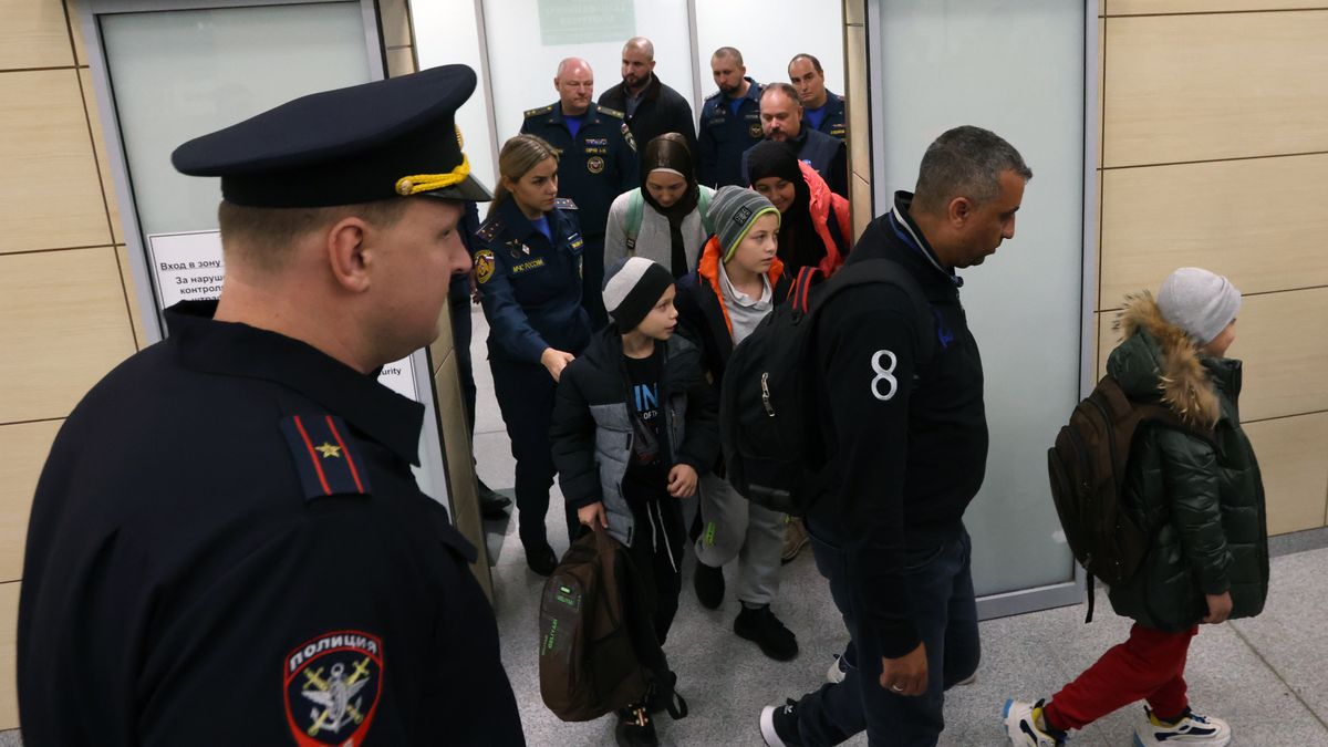Russian Citizens From Gaza Arrive In Moscow
MOSCOW, RUSSIA - NOVEMBER 14 (RUSSIA OUT) A group of Russian citizens arriving from Gaza enter the hall of the Domodedovo International Airport on November 14,2023, in Domodedovo airport of Moscow, Russia. First 70 Russian citizens, escaped from Gaza Strip through Egypt flew to Moscow by plane of Russian Ministry of Emergency Situations. (Photo by Contributor/Getty Images)
Contributor