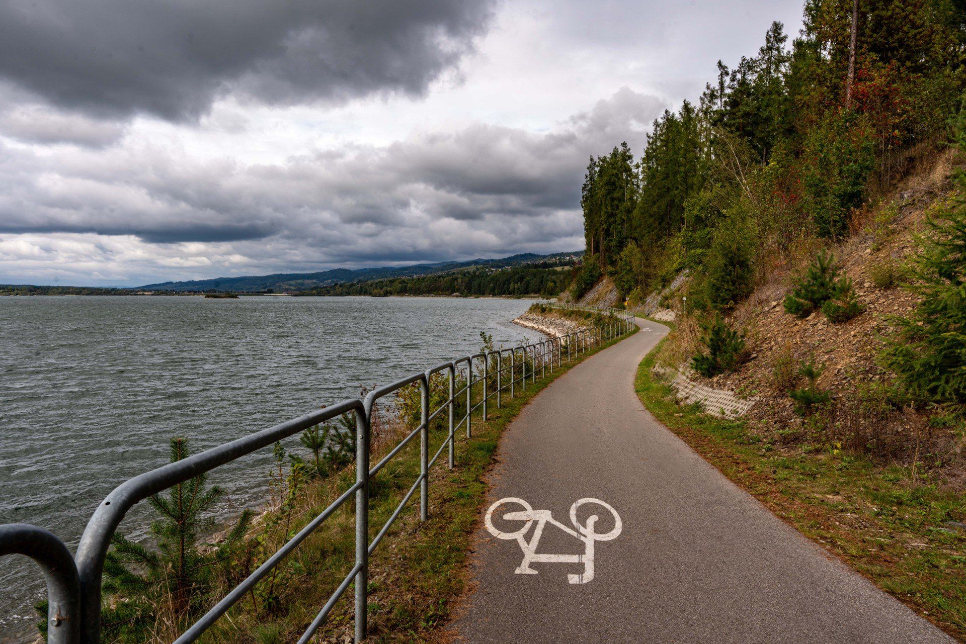 Jesienna trasa rowerowa Velo Czorsztyn zachwyca