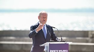 "Nie chcemy już bitew". Tusk w dzień Święta Wojska Polskiego