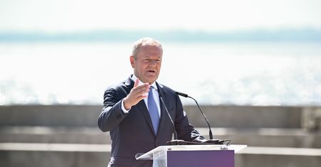 "Nie chcemy już bitew". Tusk w dzień Święta Wojska Polskiego