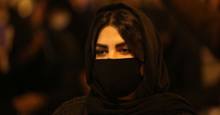 Iran. Ojciec obciął córce głowę sierpem