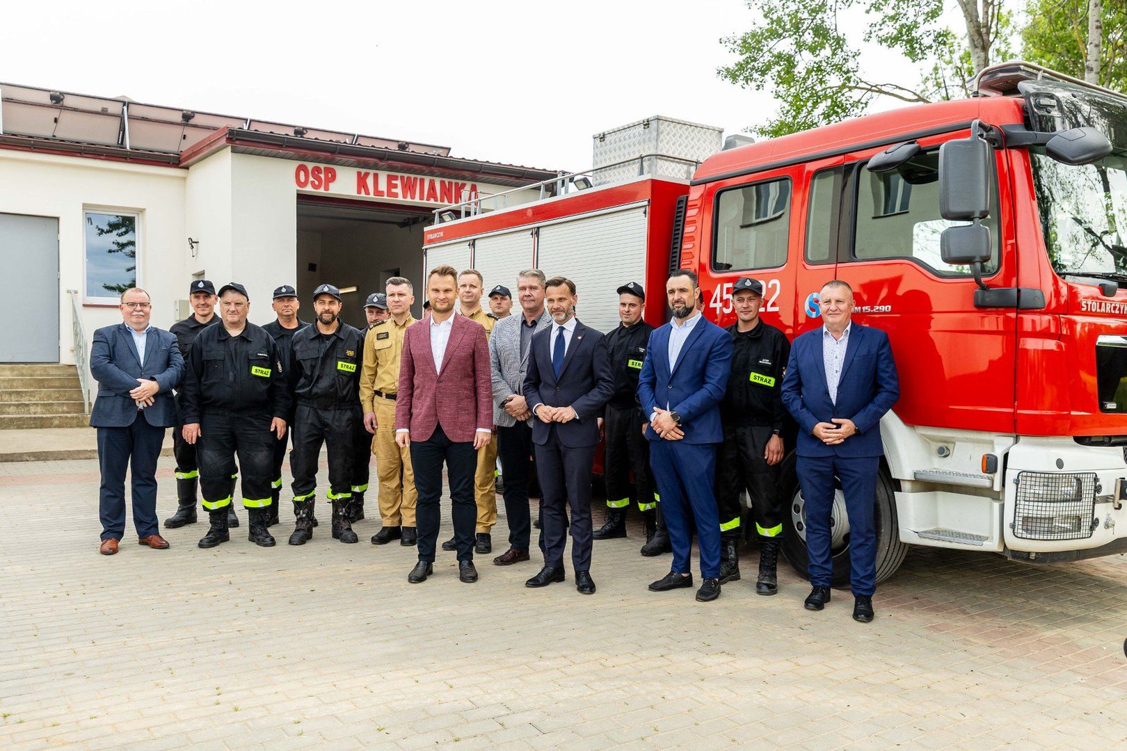 Do OSP w Klewiance trafił nowy wóz strażacki. Druhowie znów mogą nieść pomoc innym