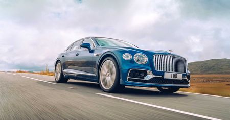 Bentley Flying Spur First Edition - wyjątkowa wersja na początek