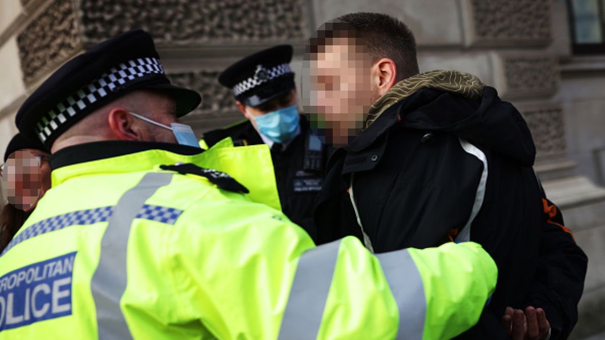 Łukasz P. zaatakował swoją byłą partnerkę, gdy wracała z pracy do domu (zdjęcie ilustracyjne) 