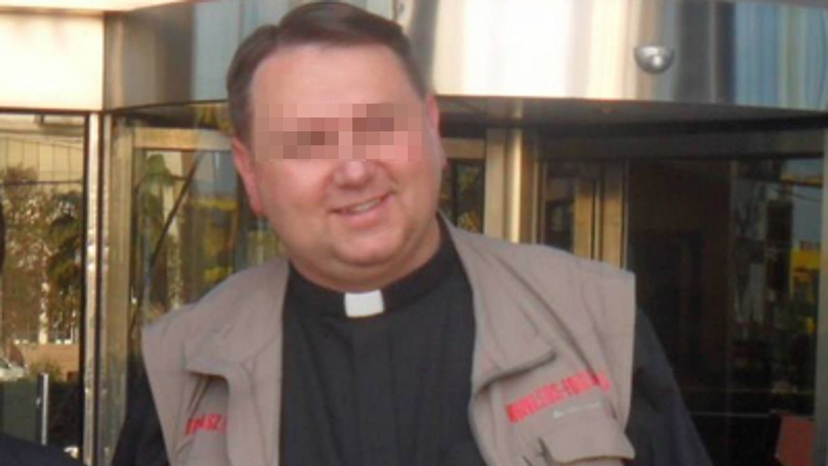 Prezes Fundacji SOS dla Życia ksiądz Tomasz J. 