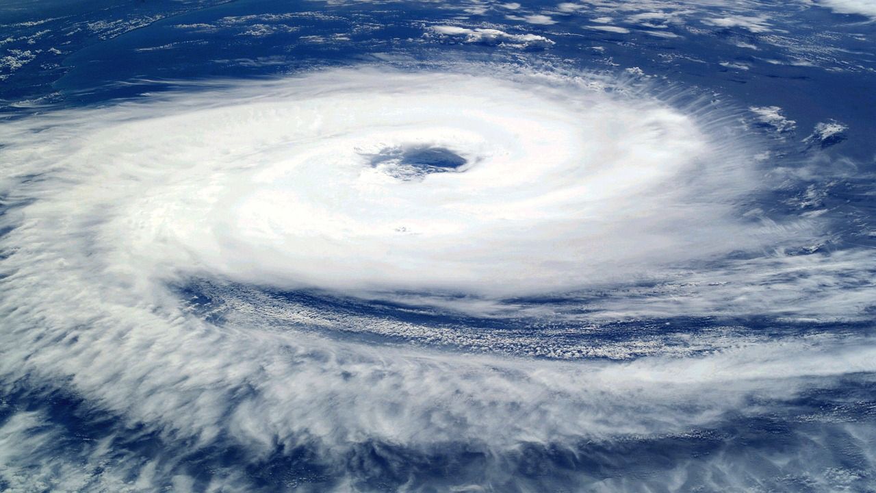 Satelitarne zdjęcie huraganu
