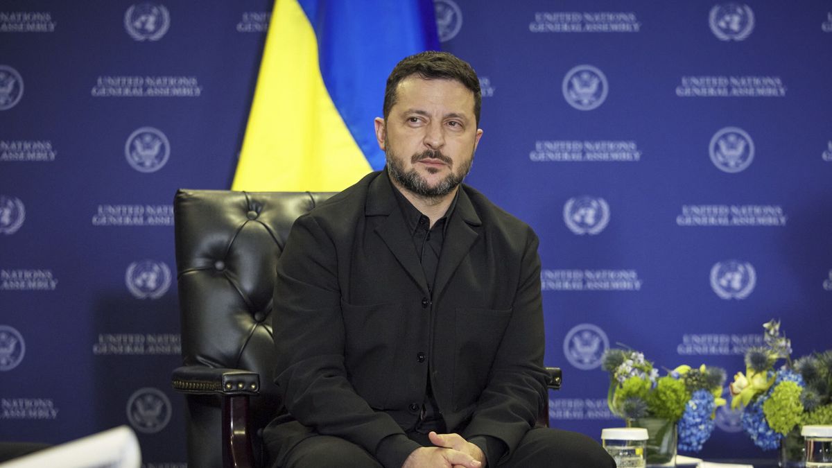 A handout photo made available by the Ukrainian Presidential Press Service shows Ukraine's President Volodymyr Zelensky during a meeting with US President Trump in New York, New York, USA, 22 September 2026, on the sidelines of the United Nations General Assembly (UNGA). EPA/UKRAINIAN PRESIDENTIAL PRESS SERVICE HANDOUT -- MANDATORY CREDIT: UKRAINIAN PRESIDENTIAL PRESS SERVICE -- HANDOUT EDITORIAL USE ONLY/NO SALES Dostawca: PAP/EPA.