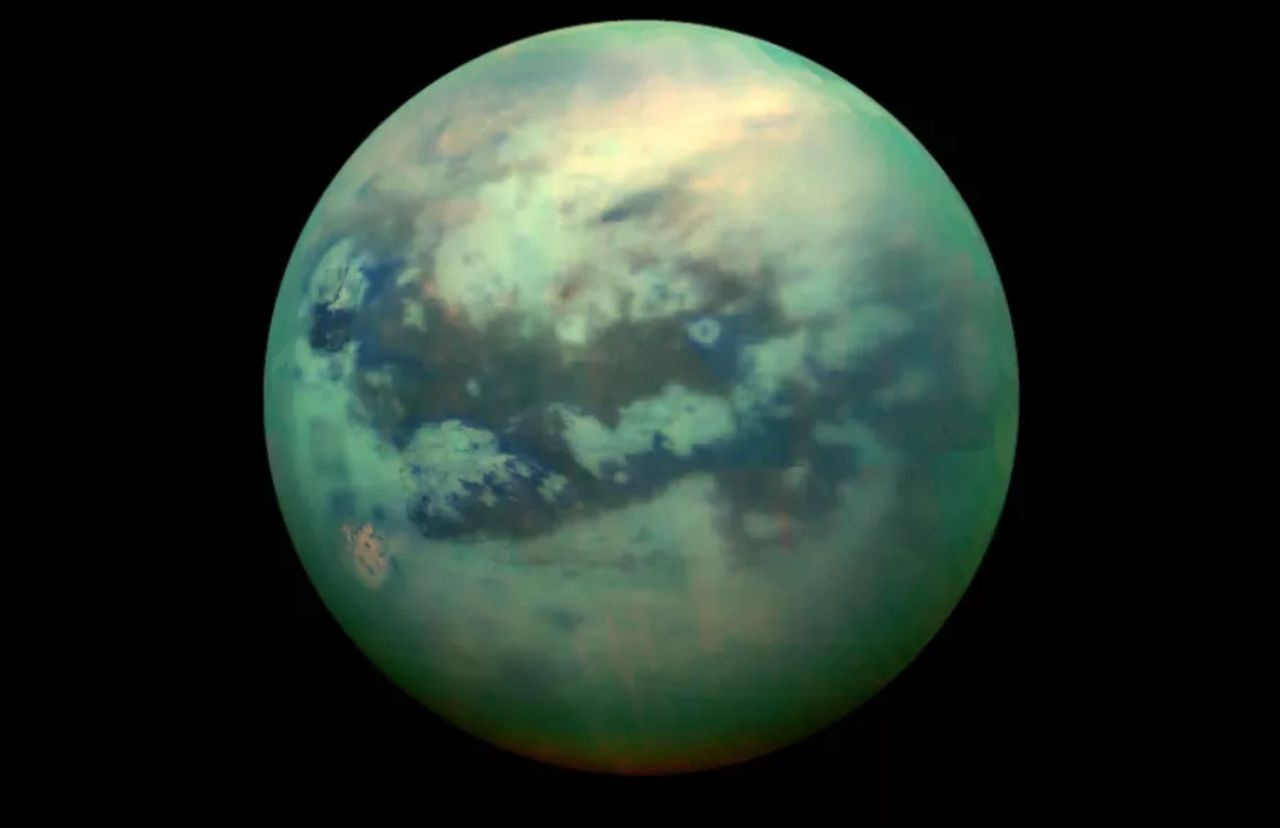 Fale na jeziorach i morzach Tytana