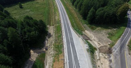 Pierwsza ze 100 obwodnic oddana kierowcom. Skorzystają mieszkańcy warmińsko-mazurskiego
