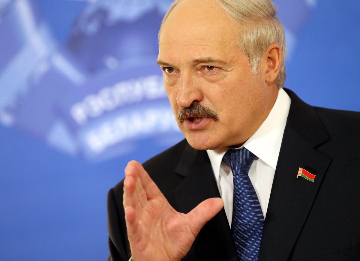 Białoruś. Kolejny dzień protestów przeciwko rządom Łukaszenki. W sieci pojawiło się wymowne zdjęcie