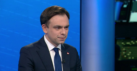 Rząd zapowiada dodatkowe pieniądze dla NFZ. "Na leczenie pacjentów nie zabraknie środków"