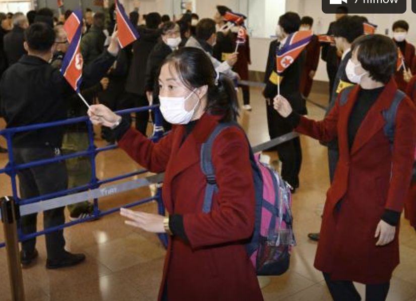 Młodzi Koreańczycy przybywają do Rosji