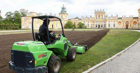 Burza po imprezie w Wilanowie. Jest oświadczenie dyrektora