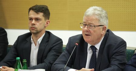 Co z listą firm, które sprowadzały zboże z Ukrainy? Minister odbija piłkę do zastępcy