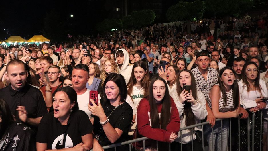 Tłumy na Placu Słonecznym. Zobacz, jak bawili się mieszkańcy 