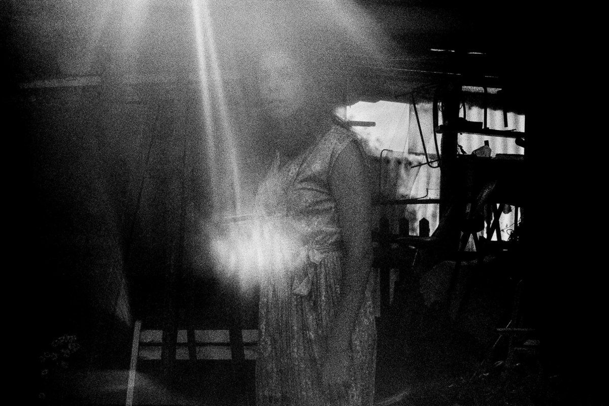 Laureat konkursu Leica Oskar Barnack Award 2017 pokazał tajemniczą kulturę Finów leśnych 123