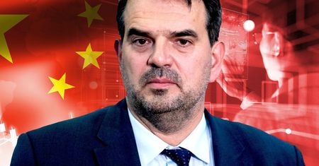 Wiceminister Jacek Tomczak i chiński lobbing