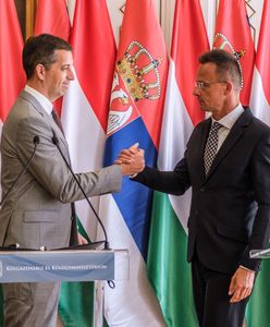 Szijjarto oskarża Brukselę: Chcą zmiany rządów na Węgrzech i w Serbii