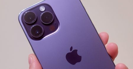 iPhone 14 Pro ma taką specyfikację, że w Sony strzelają korki od szampana