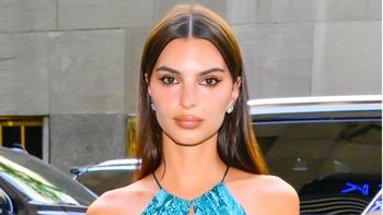 Emily Ratajkowski zmiażdżona po ujawnieniu listy kochanków. Jej esej "gloryfikuje rozwiązłość"?