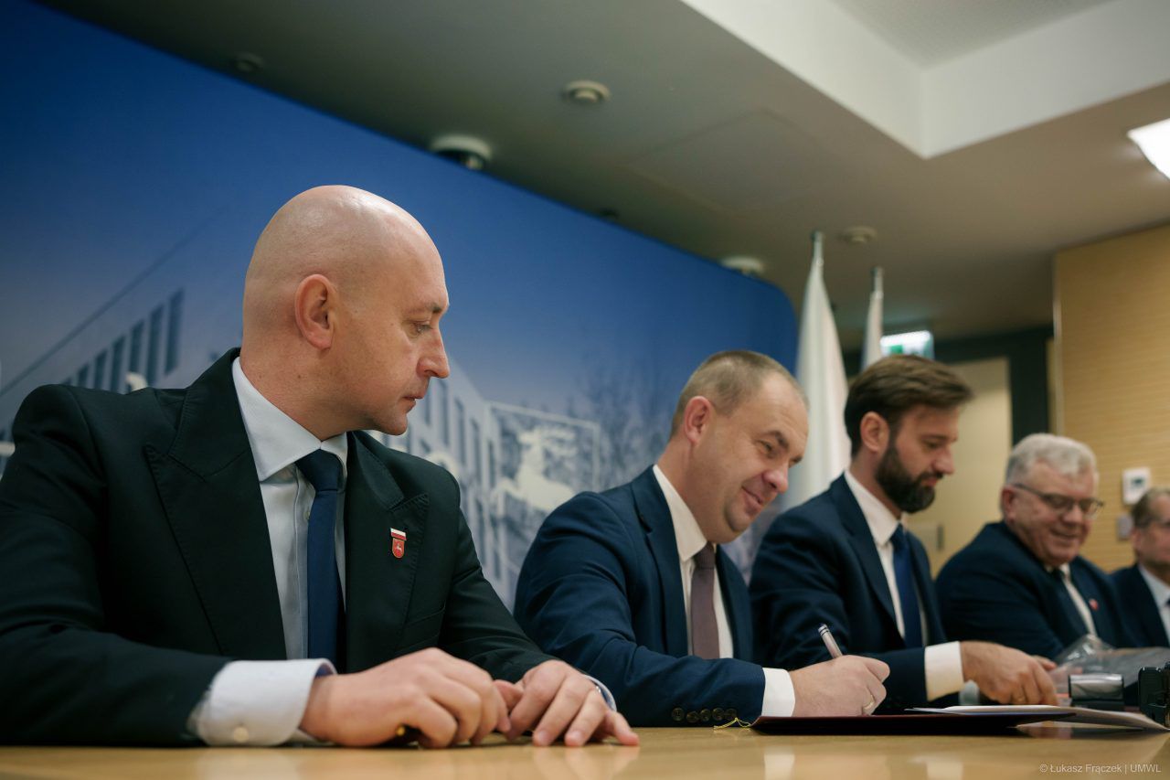 Lubelskie: W tym roku wyremontowano 125 km dróg wojewódzkich. Są kolejne umowy