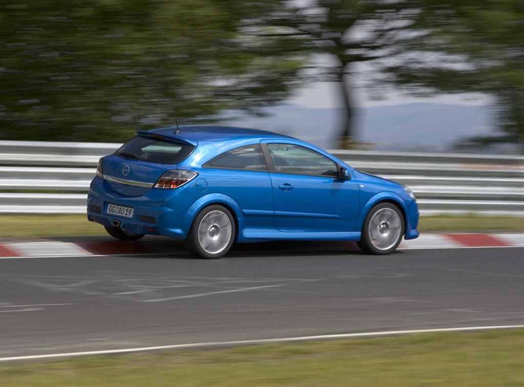 Opel Astra H OPC
