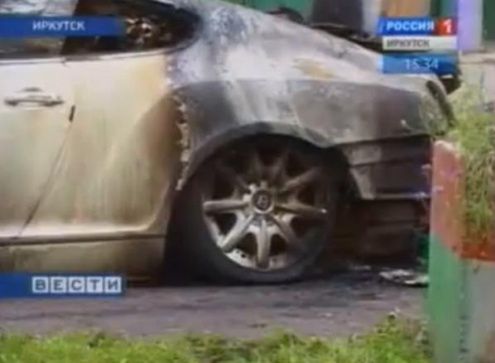 Bentley Continental GT podpalony w Rosji [wideo]