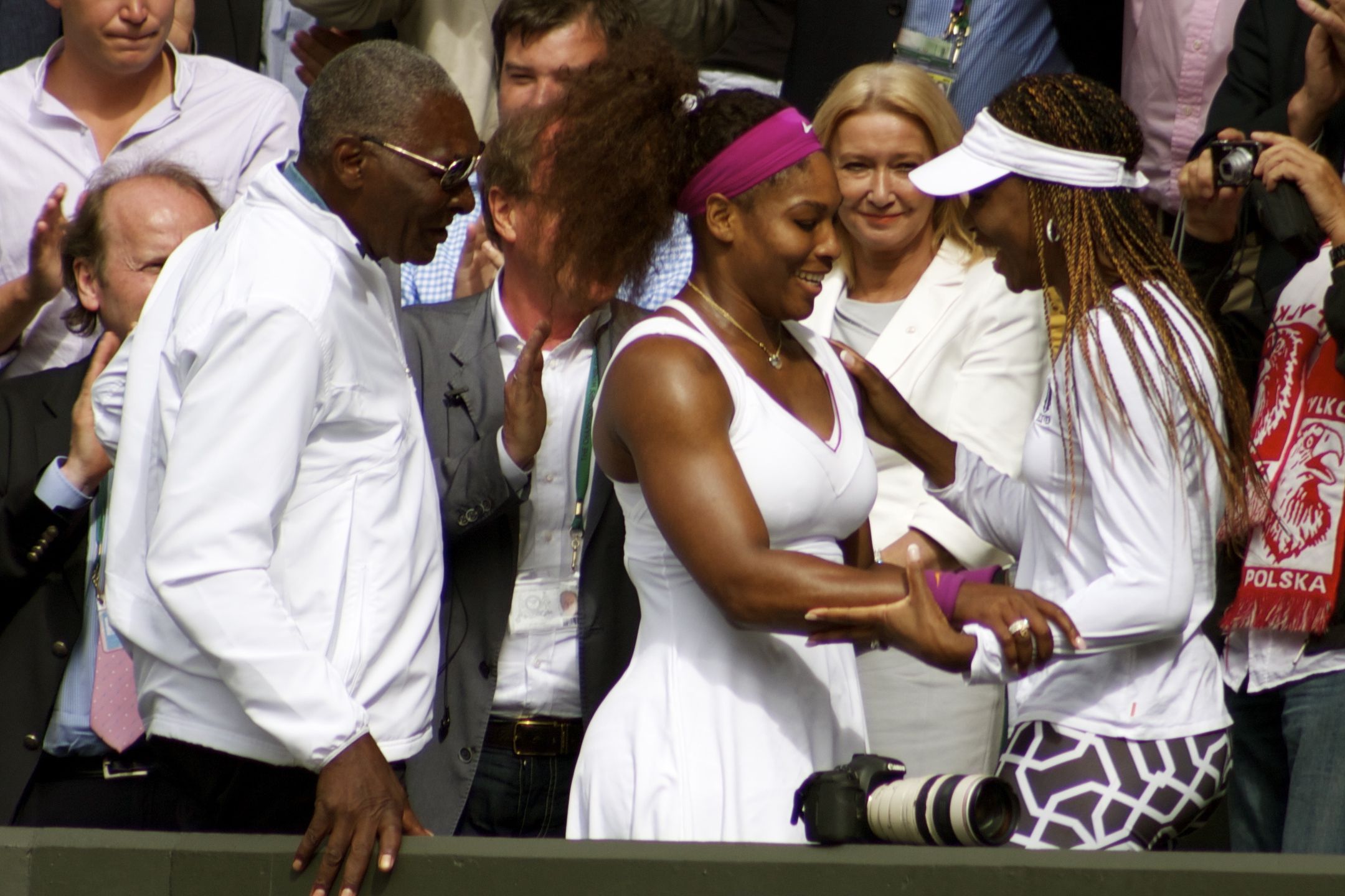Richard Williams z córkami na Wimbledonie, 2012 r.
