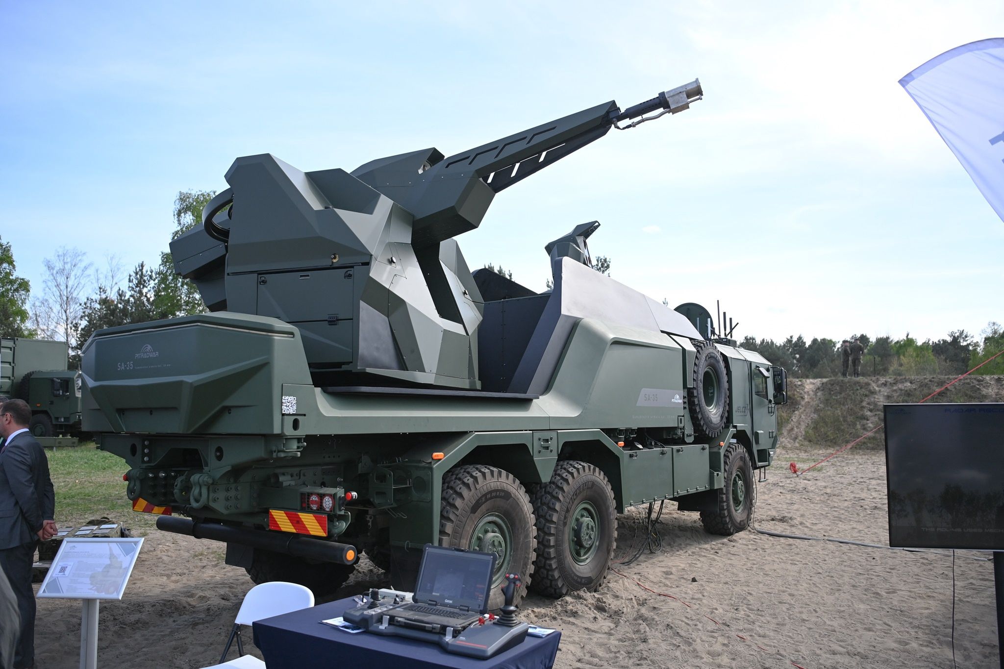 Demonstrator SA-35 pod Warszawą.