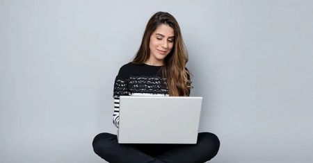 Jak przygotować laptopa do szkoły? Garść przydatnych porad