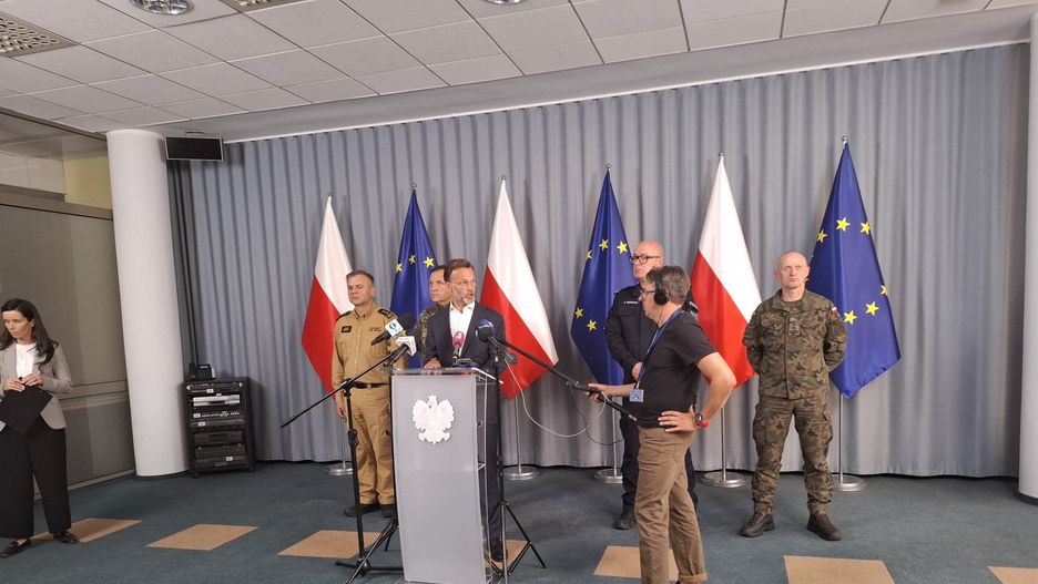 Konferencja prasowa Jacka Brzozowskiego, wojewody podlaskiego